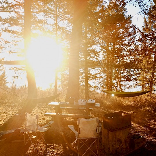 Petit déjeuner au lever du soleil